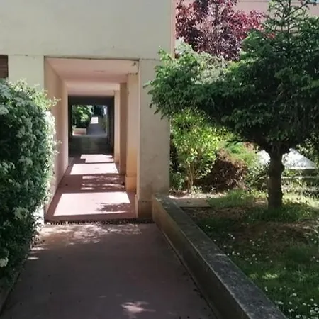 Grand Canal St Martin 1 Lit Double Paryż